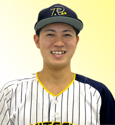 No51_降旗豪_外野手 笑顔_